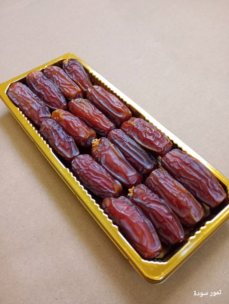 PREMIUM MABROOM DATES